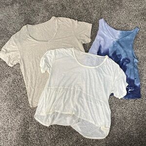 American eagle medium shirt bundle